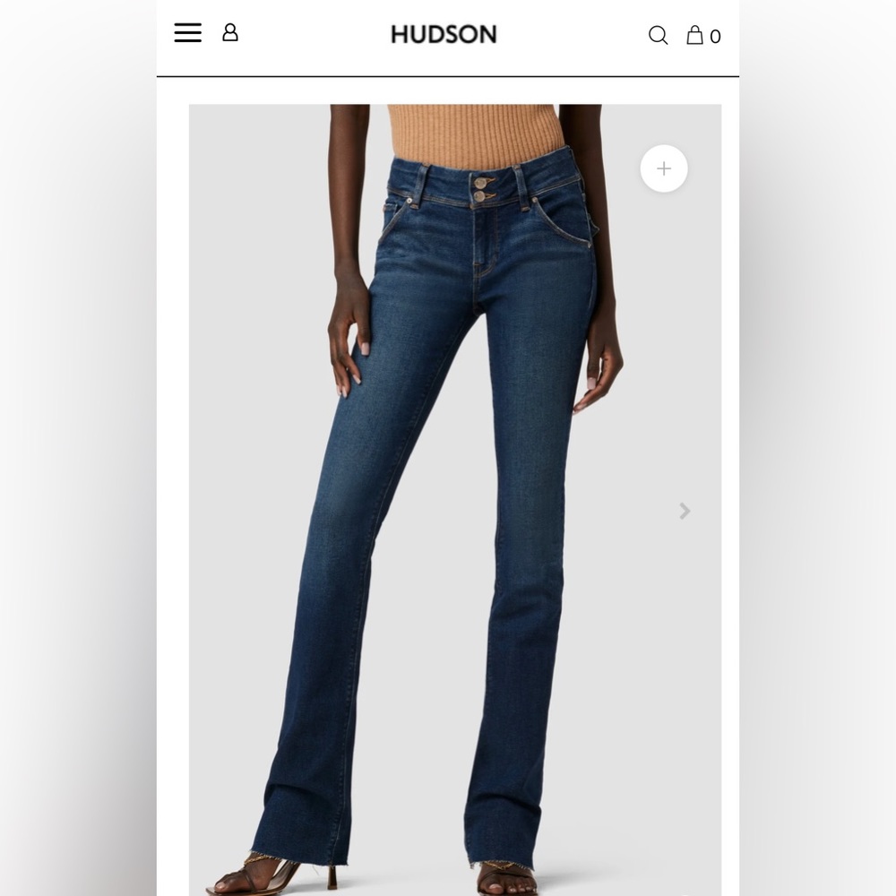 HUDSON Beth Mid-Rise Baby Bootcut Jean - size 28